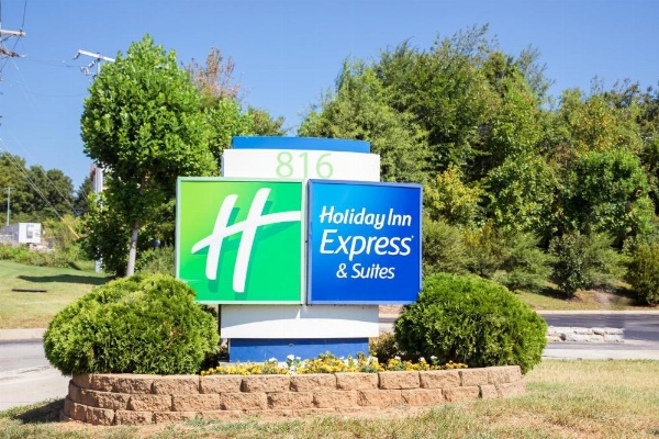 Holiday Inn Express Hotel & Suites Knoxville-Farragut image 13